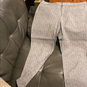 Old Navy Ankle length Pixie Pants